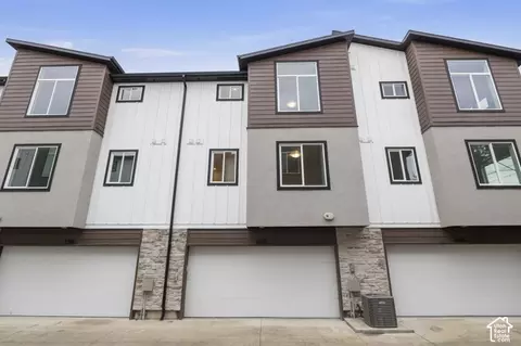 Exterior - 140 E Chambord Ct S, Sandy, UT 84070 photo 6 of 6