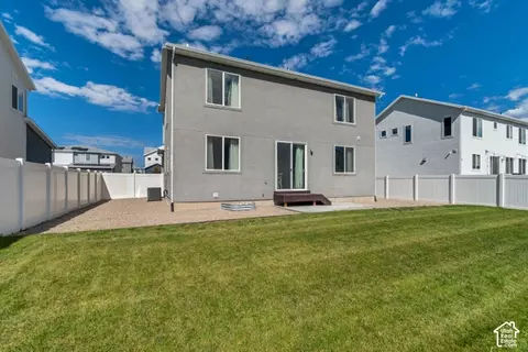 Exterior - 853 W Wickham Dr, Murray, UT 84123 photo 5 of 6