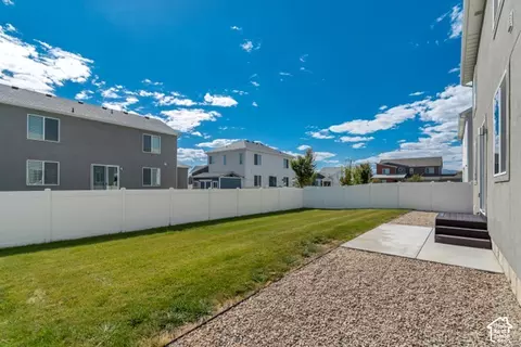 Exterior - 853 W Wickham Dr, Murray, UT 84123 photo 2 of 6