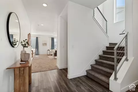 Entry Way - 853 W Wickham Dr, Murray, UT 84123 photo 1 of 2