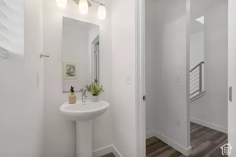 Entry Way - 853 W Wickham Dr, Murray, UT 84123 photo 2 of 2
