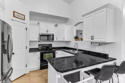 Kitchen - 3661 E Rock Creek Rd #M9, Eagle Mountain, UT 84005 photo 1 of 3