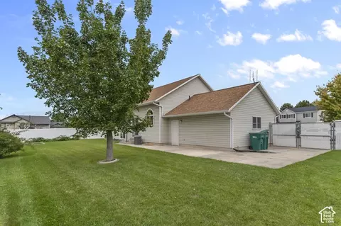Exterior - 1033 W 1500 N, Orem, UT 84057 photo 3 of 4