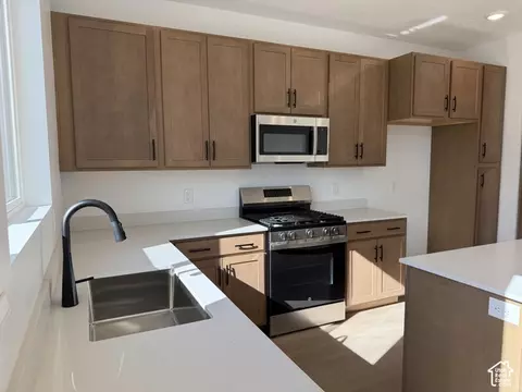 3099 N Prairie Grass Dr #914, Eagle Mountain, UT 84045 photo 2
