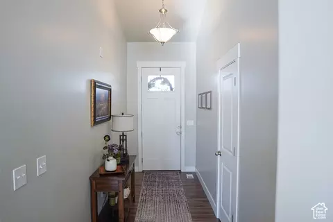 Entry Way - 1686 E Meadowlark Dr, Eagle Mountain, UT 84005 photo 1 of 4