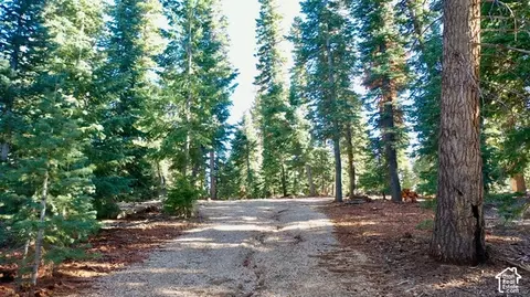 1 Meadowranch Dr #1, Duck Creek Village, UT 84762