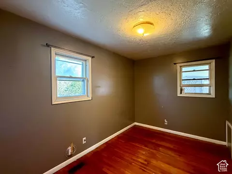 Bedroom - 345 N Wall Ave, Ogden, UT 84404 photo 3 of 4