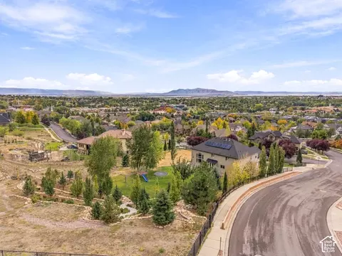 View/Area - 596 N 1420 E, Provo, UT 84606 photo 4 of 8