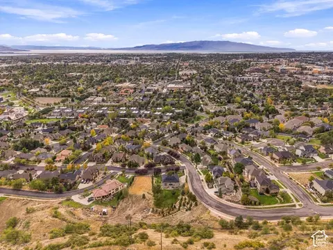 View/Area - 596 N 1420 E, Provo, UT 84606 photo 5 of 8