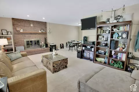 Living - 1085 E 800 N, Ogden, UT 84404 photo 2 of 8