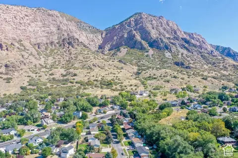View/Area - 1085 E 800 N, Ogden, UT 84404 photo 8 of 9
