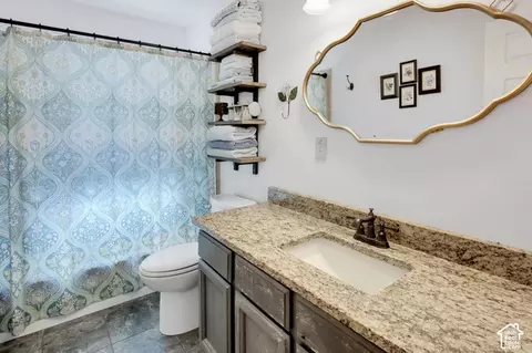 Bath - 1085 E 800 N, Ogden, UT 84404 photo 1 of 3