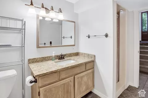 Bath - 1085 E 800 N, Ogden, UT 84404 photo 2 of 3