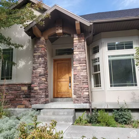 Exterior - 15001 S Eagle Crest Dr E, Draper, UT 84020 photo 3 of 12