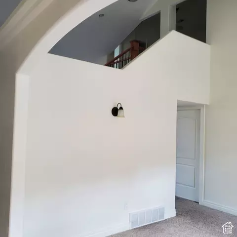 Living - 15001 S Eagle Crest Dr E, Draper, UT 84020 photo 4 of 5