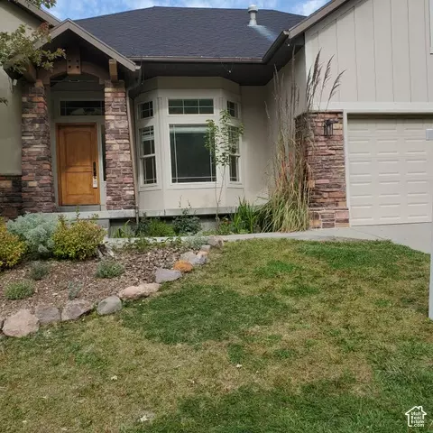 Exterior - 15001 S Eagle Crest Dr E, Draper, UT 84020 photo 9 of 12