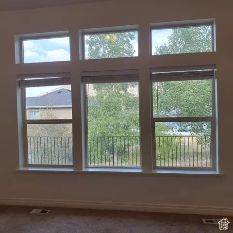Living - 15001 S Eagle Crest Dr E, Draper, UT 84020 photo 5 of 5