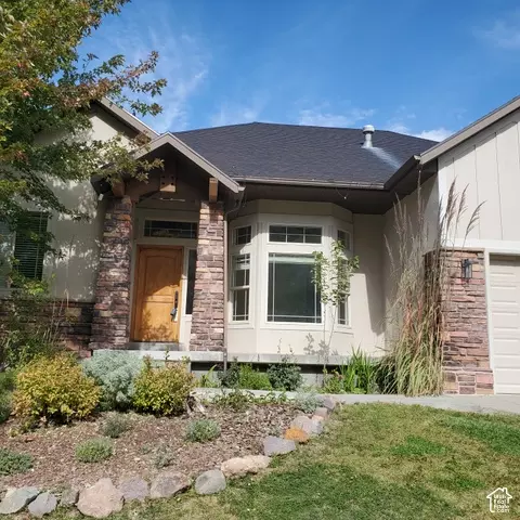 Exterior - 15001 S Eagle Crest Dr E, Draper, UT 84020 photo 4 of 12