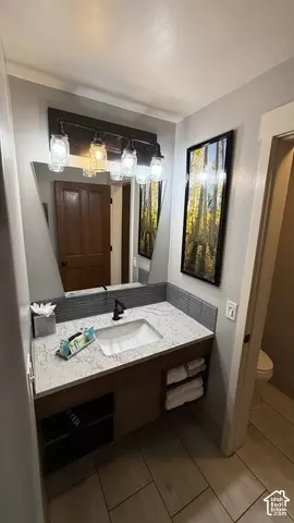 Bath - 100 W 200 S #222, Moab, UT 84532 photo 1 of 7