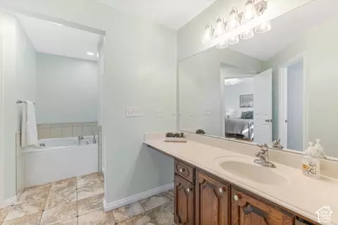 Bath - 1622 E Royal Oak Cir S, Sandy, UT 84092 photo 2 of 4