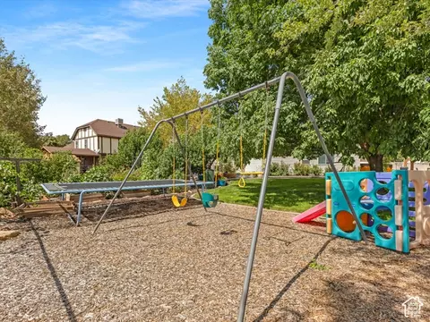Exterior - 1622 E Royal Oak Cir S, Sandy, UT 84092 photo 5 of 14