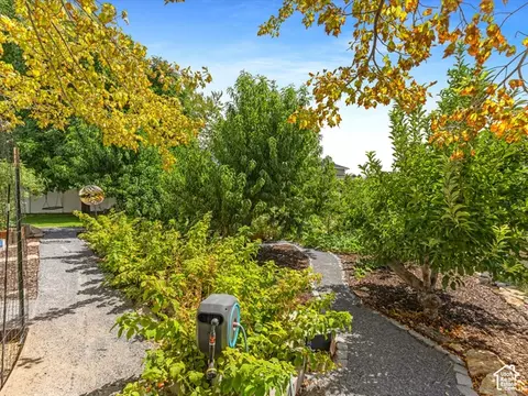 Exterior - 1622 E Royal Oak Cir S, Sandy, UT 84092 photo 8 of 14