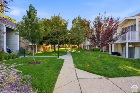 Exterior - 17 E 400 N # 17, Bountiful, UT 84010 photo 9 of 10