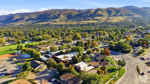 View/Area - 17 E 400 N # 17, Bountiful, UT 84010 photo 2 of 6