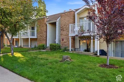 Exterior - 17 E 400 N # 17, Bountiful, UT 84010 photo 2 of 10