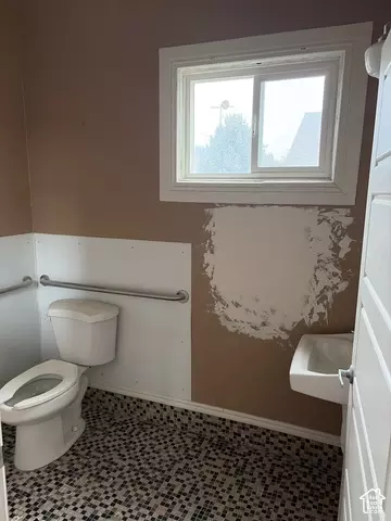 Bath - 289 N 100 E, Providence, UT 84332 photo 1 of 1