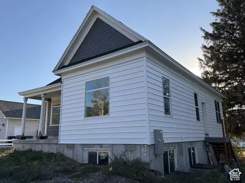 Exterior - 289 N 100 E, Providence, UT 84332 photo 2 of 3