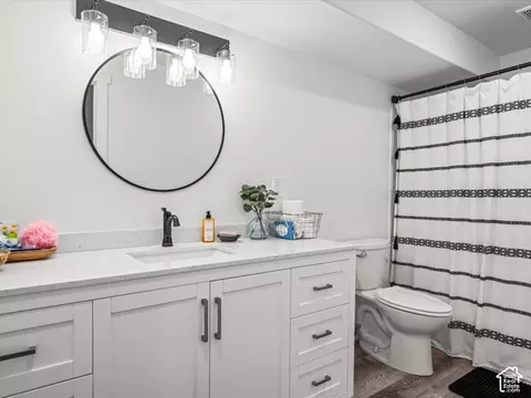 Bath - 561 S 655 E, Hyrum, UT 84319 photo 4 of 4