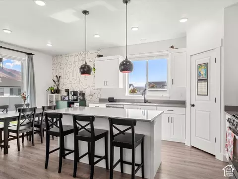 Kitchen - 561 S 655 E, Hyrum, UT 84319 photo 2 of 4