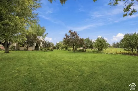 Exterior - 525 E Oneida St, Preston, ID 83263 photo 5 of 8