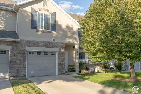 2542 W Mont Sur Dr, Riverton, UT 84065