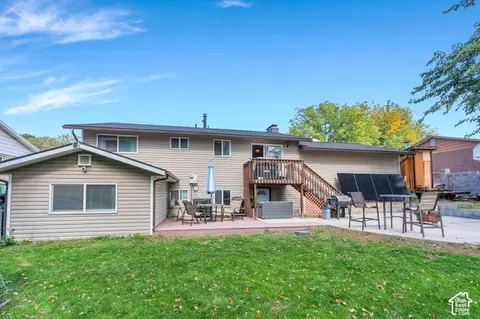 Exterior - 892 E Bear Canyon Rd S, Sandy, UT 84094 photo 9 of 15