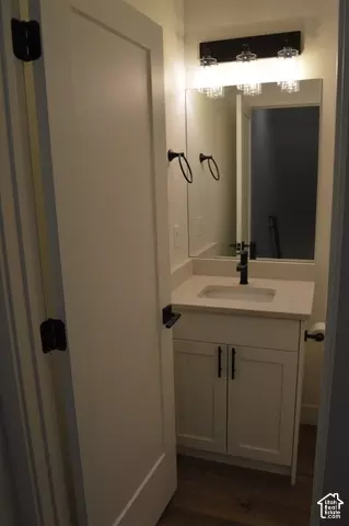 Bath - 1293 E 1620 S, Ogden, UT 84404 photo 1 of 6