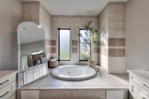 Bath - 4353 Blu Vista Dr, Moab, UT 84532 photo 3 of 7