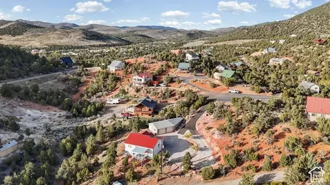 View/Area - 328 E Hillcrest Cir, Central, UT 84722 photo 3 of 5