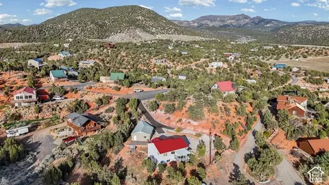View/Area - 328 E Hillcrest Cir, Central, UT 84722 photo 4 of 5