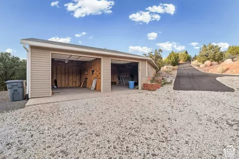 Exterior - 328 E Hillcrest Cir, Central, UT 84722 photo 5 of 20