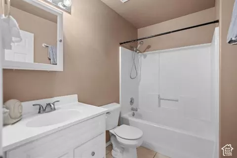 Bath - 328 E Hillcrest Cir, Central, UT 84722 photo 5 of 6