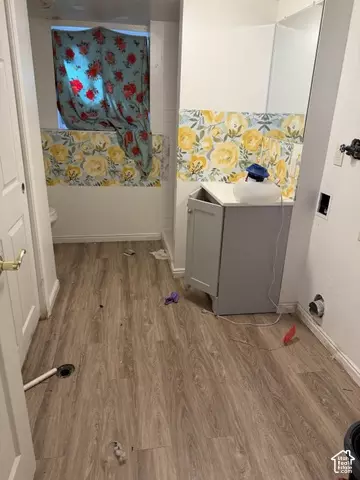 Bath - 263 W Meadowbrook Dr S, Ogden, UT 84404 photo 3 of 4