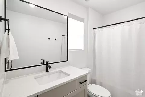 Bath - 1366 N 1475 E, Payson, UT 84651 photo 3 of 4
