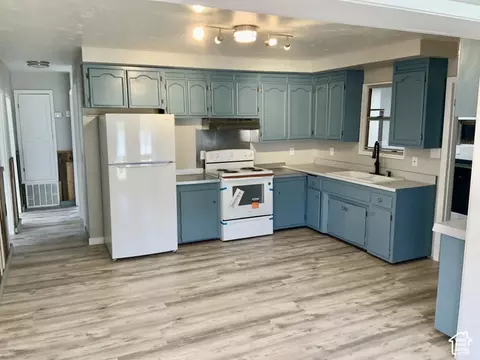 Kitchen - 137 N Main St, Monroe, UT 84754 photo 1 of 4