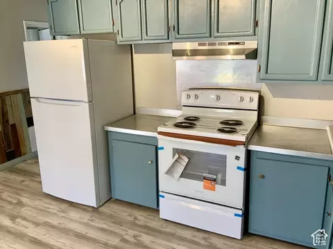Kitchen - 137 N Main St, Monroe, UT 84754 photo 3 of 4