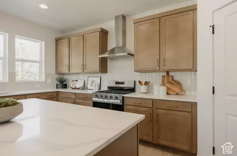 Kitchen - 1093 E Antelope Dr #615, Eagle Mountain, UT 84005 photo 1 of 2