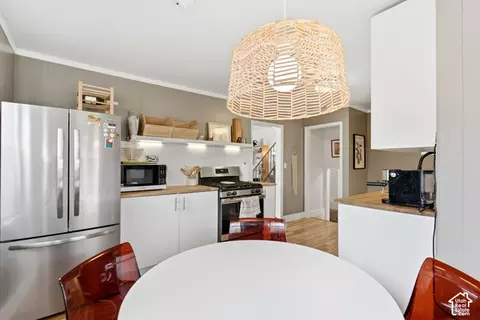 Kitchen - 321 E 6240 S, Murray, UT 84107 photo 6 of 7