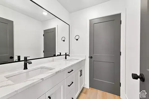 Bath - 1148 N 1525 E #121, Payson, UT 84651 photo 3 of 5