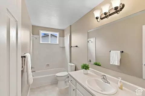 Bath - 781 S 300 W, Logan, UT 84321 photo 2 of 2